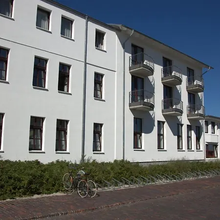 Gaestehaus Germania Wangerooge Extérieur photo