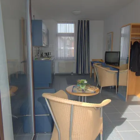 Gaestehaus Germania Wangerooge Extérieur photo